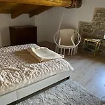 Momo 1741 - 4br Historic Stone House In The Apennines *