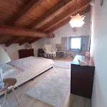 Momo 1741 - 4br Historic Stone House In The Apennines *