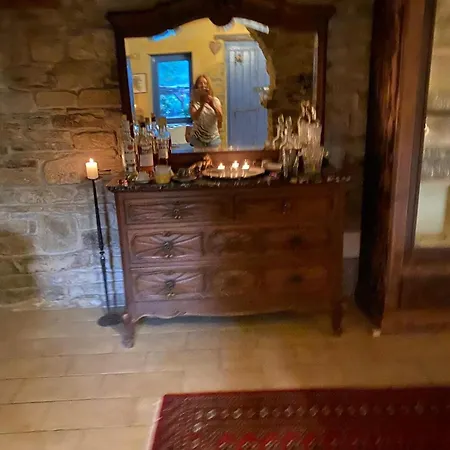 Momo 1741 - Historic Stone House In The Hills