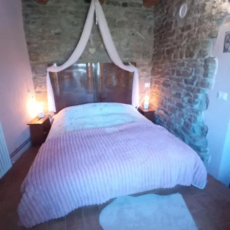 Momo 1741 - Historic Stone House In The Hills *
