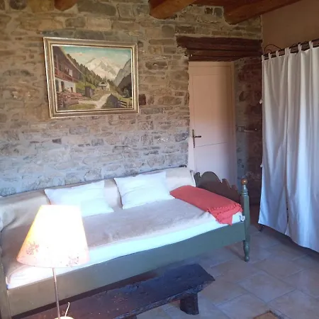 Momo 1741 - Historic Stone House In The Hills Holiday home *
