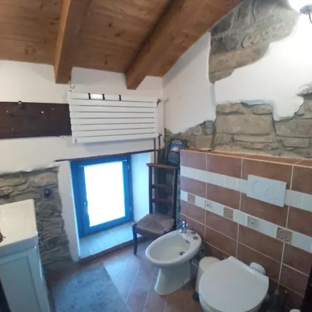 Holiday home Momo 1741 - Historic Stone House In The Hills San Martino (Parma)