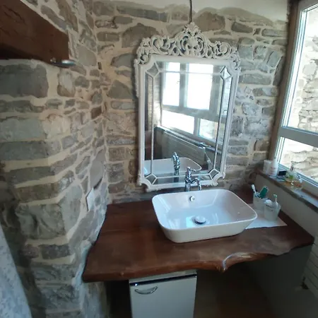 Holiday home Momo 1741 - Historic Stone House In The Hills