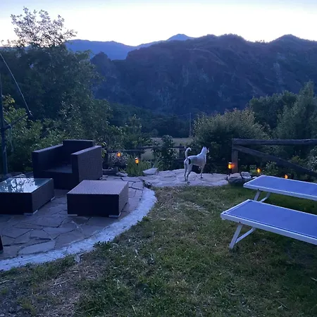 Momo 1741 - 4br Historic Stone House In The Apennines *